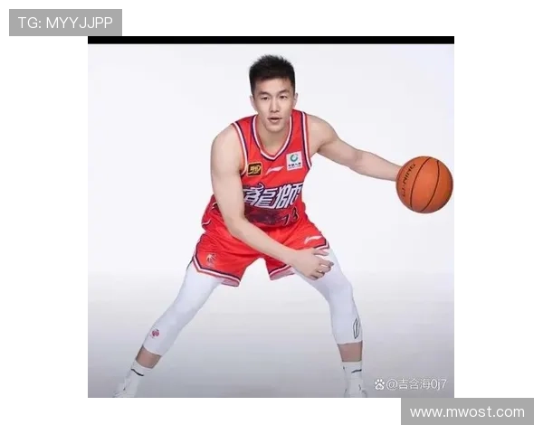 广州篮球队近期状态引发热议球迷对球队表现褒贬不一